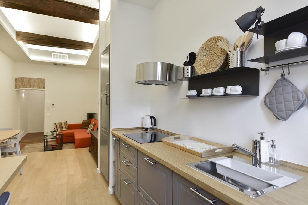 Campo De' Fiori Brand New Apartment ローマ エクステリア 写真